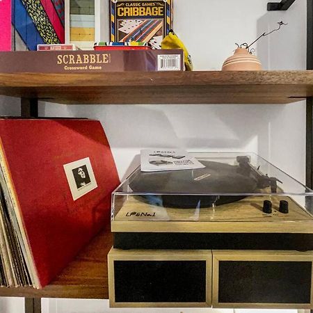 Breezy Hill Eccentric Studio Cottage Accord Esterno foto